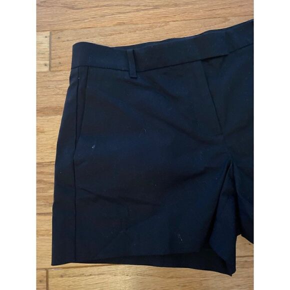 Ann Taylor Women's Petite Devin Fit Black Cotton Slash Pockets Shorts Size 8P - Picture 2 of 10